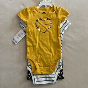 NWT Carter’s 3-Piece Outfit